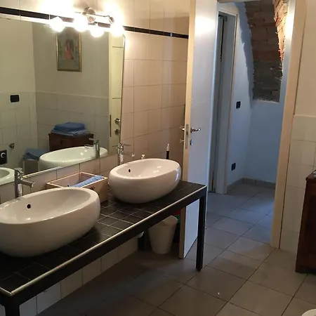 Casa Dolce Casa Nel Borgo La Morra